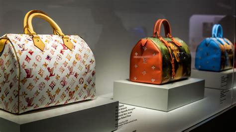 louis vuitton táska eredeti|Így döntheti el, eredeti vagy hamis Louis Vuitton táskát hord.